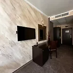 Art Babylon 4* 阳光海滩