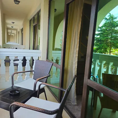 Art Babylon 4* Slantchev Briag