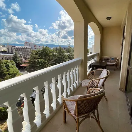 Hotel Art Babylon Slantchev Briag