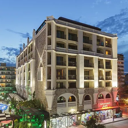 Hotel Art Babylon 4*