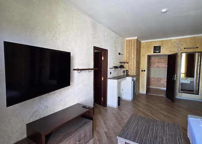 酒店 Art Babylon 4*