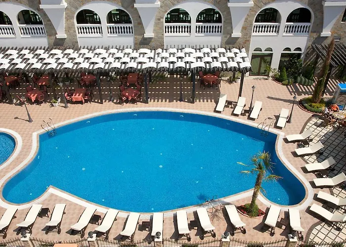 Art Babylon 酒店 阳光海滩