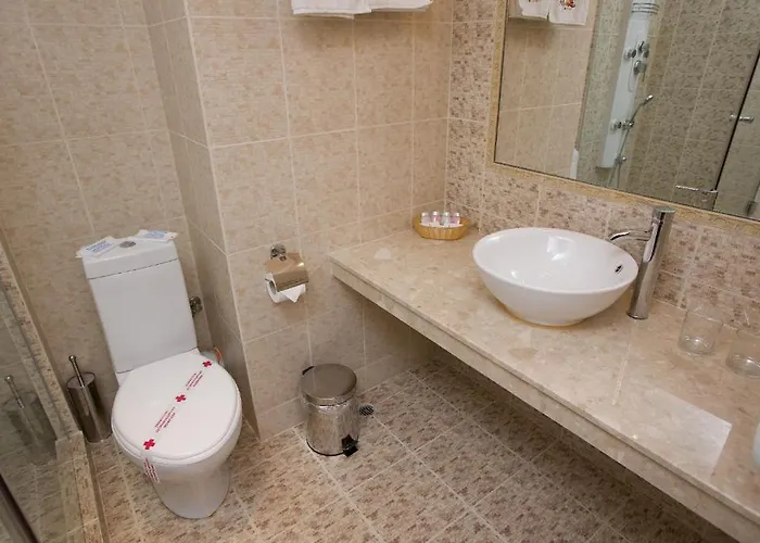 Art Babylon 阳光海滩